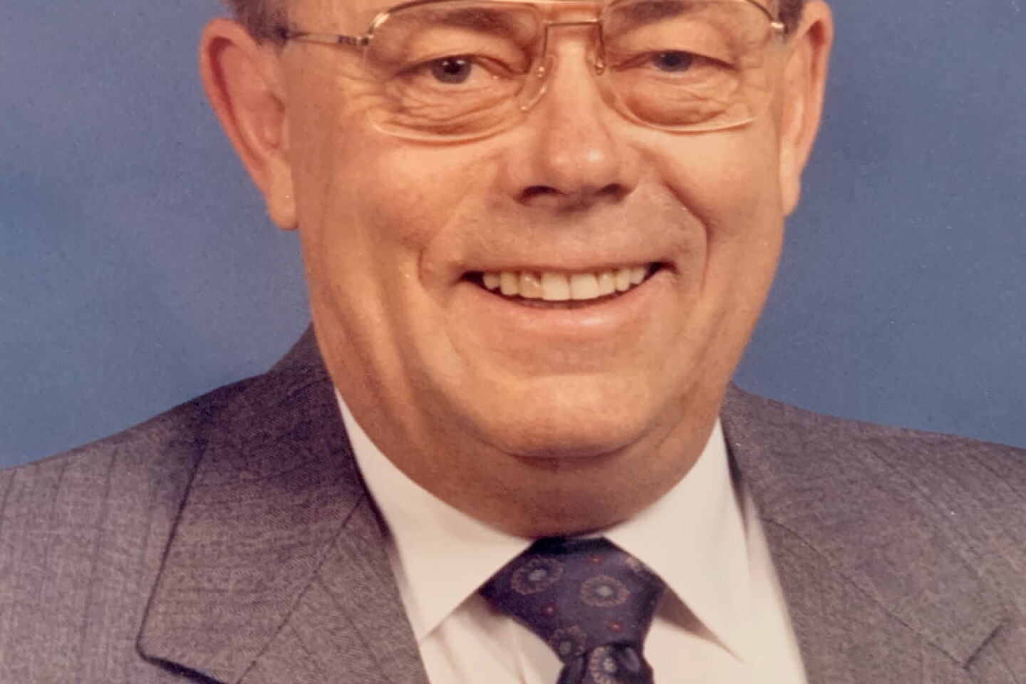 Dale W. Peterson West Central Tribune Thecoolgirl.no